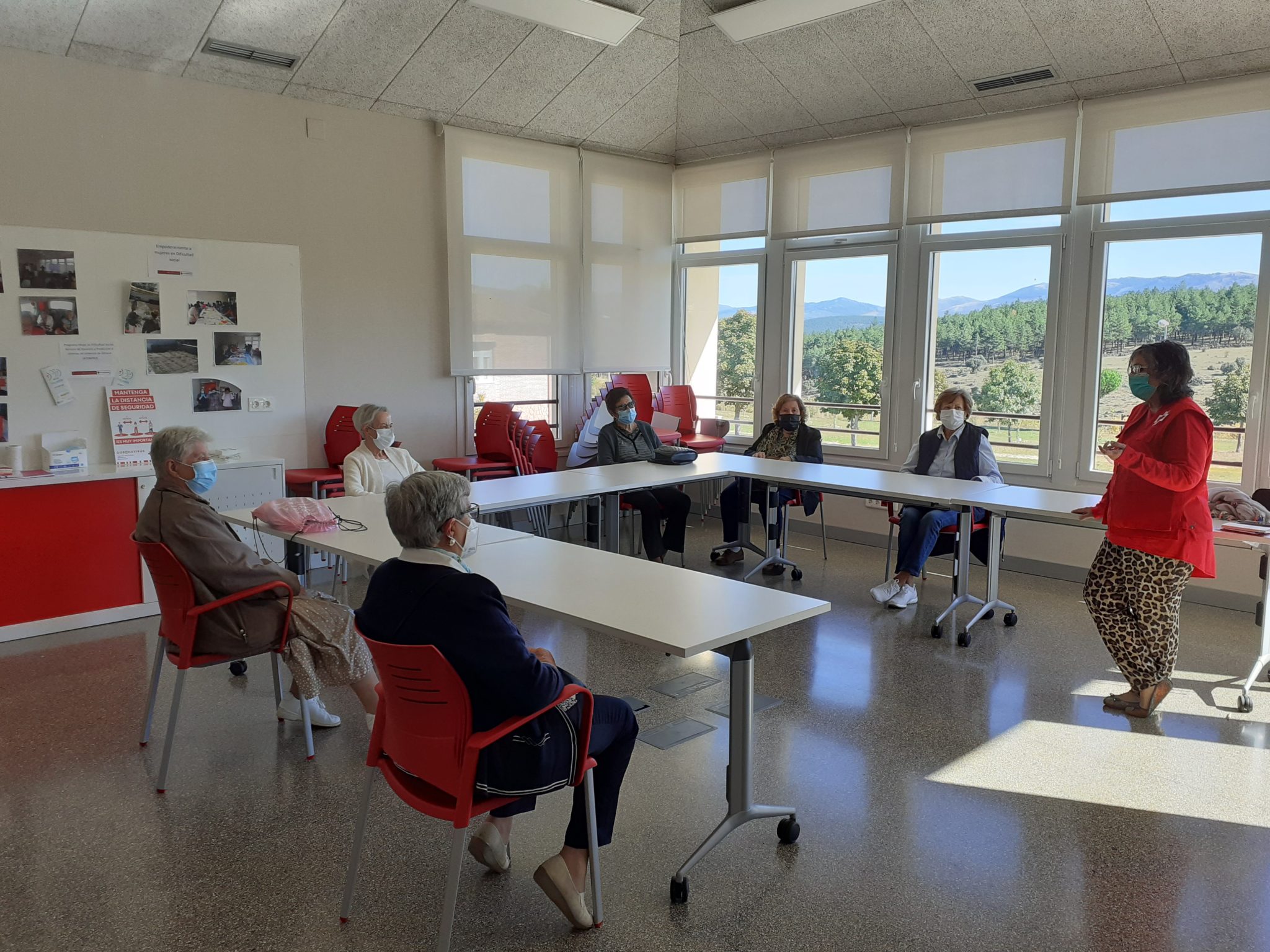 talleres con personas mayores en Buitrago de Lozoya